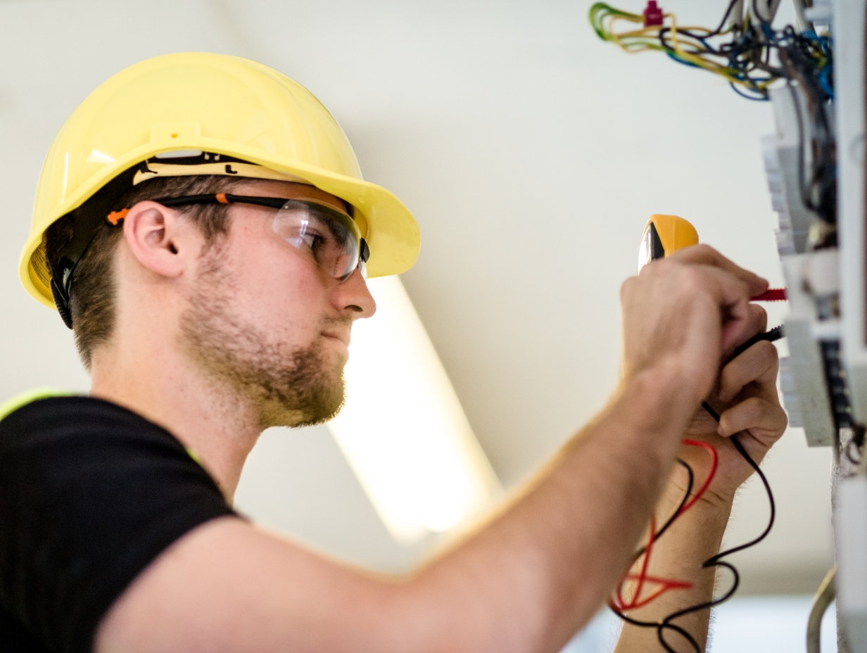 importance des licences et certifications lors du choix d'un électricien