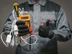 progression de carrière typique pour un électricien
